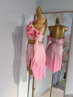 Nouveaux costumes de danse latine pour femmes, jupes de danse latine, haut à col halter avec fleurs à franges, ensemble jupe et haut, costume de danse rose
