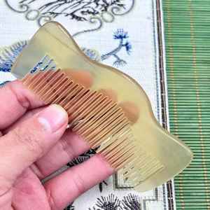 Peine de Pelo de Cuerno Orgánico Puro, Hecho a Mano, Duradero, Estilo Amor, Suave y Pulido, Anti-Frizz para el Cuidado Diario del Cabello - Product Image 2