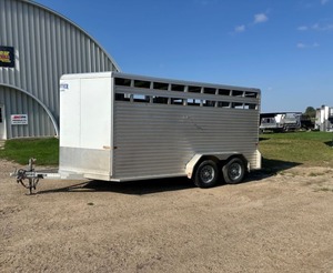 Venta caliente Remolque de ganado con cuartos de estar Precio especial Semirremolque de aves de corral para transporte Remolque de ganado para la venta - Product Image 1