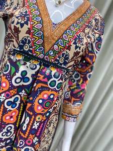 PARA ESTA PRÓXIMA TEMPORADA DE NAVARATRI, NUESTRO EXCLUSIVO PAR DE SALWAR KAMEEZ REVERSIBLE DE RAYÓN CON ESTAMPADO MODERNO PARA DIWALI Y BODAS - Product Image 5