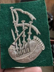 High Quality Custom British Piper Sleeve Badge Gold Bullion on Dark Green Wholesale Piper Sleeve Badge - Product Image 6