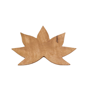 Assiette de service en forme de feuille en bois plateau de finition naturelle et plat pour servir dans des plateaux faits à la main de restaurant personnalisés - Product Image 3