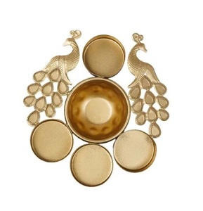 Decoración hecha a mano Cuenco de flores Diseño moderno Color dorado Acabado Metal Urli para decoración de fiesta. - Product Image 3