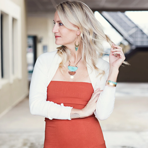 Pink Coloured Resin <b>Chunky</b> <b>Necklaces</b> Made with <b>Beads</b> Ideal for Fashion Jewelry Stores and Resale Opportunities - Product Image 2