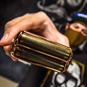 Afeitadora Eléctrica de Doble Lámina para Hombre, Recortadora de Barba y Vello con Alimentación USB, Velocidades Ajustables, Afeitado de Doble Cuchilla para Rostro - Product Image 1