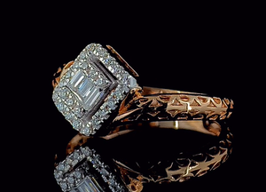 Anillo de compromiso con diamante de laboratorio de 0.25 CTW, corte baguette, halo, certificado SGL, oro sólido de 14K - Product Image 3