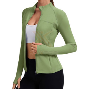 Veste de yoga pour femmes toutes saisons - Respirante, grande taille, logo sur le devant, séchage rapide, haute qualité - Product Image 4