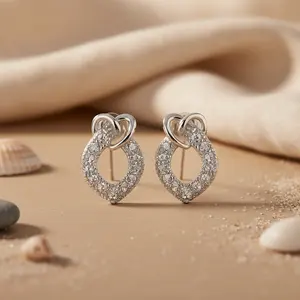 ต่างหูคริสตัลสีเงินสำหรับผู้หญิงที่สง่างามพร้อมเครื่องประดับหรูหราประดับด้วยคิวบิกเซอร์โคเนีย - Product Image 1