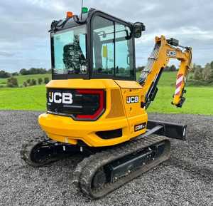 รถขุดขนาดเล็ก JCB 35Z-1 3.5 ตัน แบบ Zero Tail Swing กำลัง 18.4 กิโลวัตต์ เครื่องยนต์ดีเซล ระบบไฮดรอลิก รถขุดขนาดกะทัดรัดสำหรับงานก่อสร้าง - Product Image 2