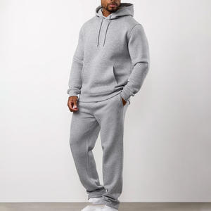 Conjunto deportivo para hombre, precio directo de fábrica, con pantalones jogger y chaqueta tipo pullover. - Product Image 5