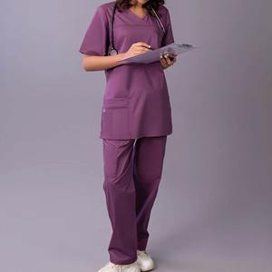 Ensemble de blouses médicales pour femmes de haute qualité, design tendance, tissu doux, accessoires pour usage hospitalier, tissu personnalisé - Product Image 1