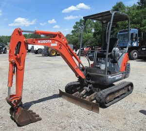 Miniexcavadora Kubota KX41-3V 2010 - 1.6 Toneladas, 17HP Diésel, Giro de Cola Cero, Excavadora Compacta para Construcción - Product Image 1
