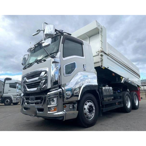 Camion remorque Isuz-u Giga d'occasion, véhicule diesel japonais offrant résistance, durabilité et productivité élevée - Product Image 1