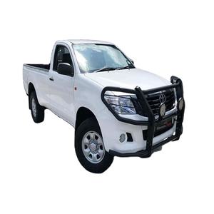 Toyotaa Hilux neuf et d'occasion en stock, construit pour une fiabilité à faible entretien et une conduite tout terrain - Product Image 1