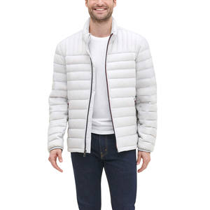 Chaquetas de Invierno Transpirables al por Mayor, Chaqueta Acolchada Gruesa con Logotipo Personalizado, Chaquetas de Hombre con Bolsillos Laterales, Chaqueta de Burbujas para Hombre - Product Image 4