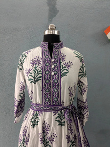 Robe d'été en coton pour femmes main bloc imprimé lin robe florale respirant cravate teinture tissé bouton décoré taille naturelle - Product Image 5