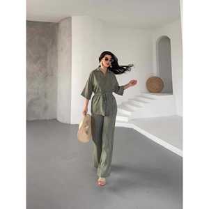 Conjunto de Traje para Mujer 2516, Camisa y Pantalones para Atuendos Elegantes - Product Image 1