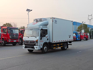 Camion frigorifique d'occasion de 5 tonnes pour usage commercial, conduite à gauche, véhicule de livraison en chaîne du froid, véhicule de transport d'aliments surgelés - Product Image 4