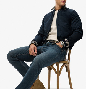 Veste universitaire d'hiver de haute qualité pour hommes avec col montant, manches en cuir imperméables, broderie en chenille, personnalisable - Product Image 5