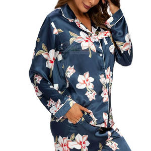 Ensemble de pyjama pour femme en soie/polyester léger, coupe régulière, motif uni, tissu extensible écologique, ensemble long 2 pièces - Product Image 5