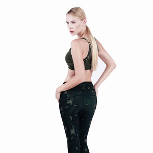Vente en gros OEM Sublimation Fitness Wear Ensemble de yoga Ensembles soutien-gorge et legging respirants Taille personnalisée Ensemble de vêtements de sport pour femmes - Product Image 6