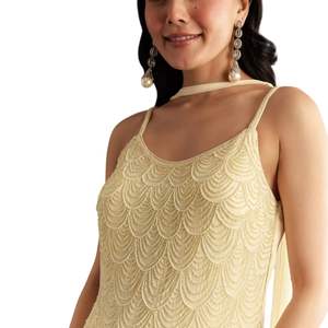 Neutral Georgette Kurta Sharara Set con Dupatta para recepción festiva de fiesta de boda y celebraciones culturales tradicionales - Product Image 4