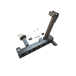 Système de support de roue de secours à axe d'attelage - Product Image 2