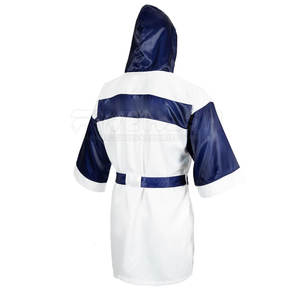 Robe de boxe sur mesure avec capuche pour match de boxe, prix avantageux, robe de boxe avec designs personnalisés - Product Image 5