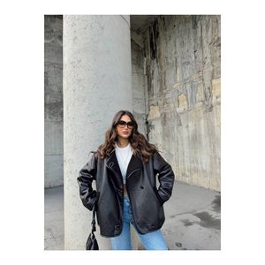 Giacca nera Oversize da donna - Product Image 1