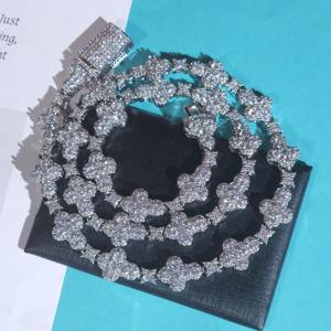 Collar con Colgante de Cruz y Eslabones de Estrella con Incrustaciones de Diamantes de Moissanita Incoloros en Plata 925, Estilo Hip Hop, Miami Bling, para Hombre - Product Image 3