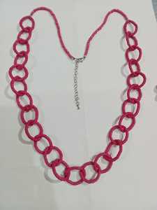 Collar de resina hecho a mano para mujer Patrón de forma de luna de moda Joyería de moda para boda y uso diario de la India - Product Image 3