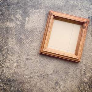 Cadre photo en bois design, créé pour rehausser vos collections de photos personnelles, idéal pour la maison, le salon, la chambre, le bureau, la table. - Product Image 5