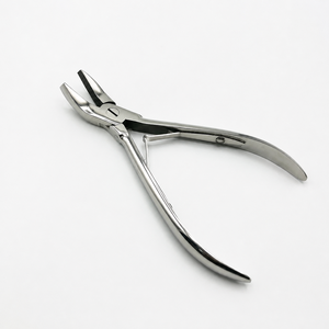 Pince à extensions capillaires incurvée en acier inoxydable plaqué or TEEJAY, forte tenue pour micro-perles/micro-nano-perles, OEM - Product Image 5
