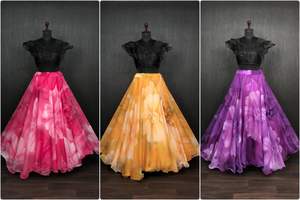 Ensemble Lehenga Choli prêt-à-porter, imprimé numérique, style traditionnel indien, de créateur - Product Image 3