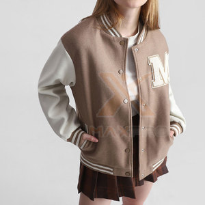 เสื้อแจ็คเก็ตเลตเตอร์แมนผ้าฝ้ายคุณภาพสูงสำหรับผู้หญิง ปักโลโก้ได้ตามต้องการ เสื้อแจ็คเก็ตเลตเตอร์แมนผ้าดีที่สุดสำหรับผู้หญิง - Product Image 5