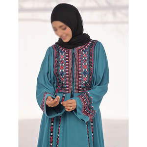 Abaya de qualité supérieure, décontractée, avec broderie boutonnée, pour femmes, tissu mémoire, tailles et couleurs personnalisées, 100% polyester, écologique - Product Image 5