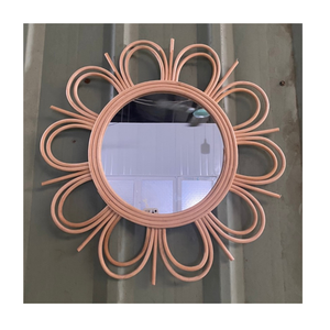 Espejo de ratán hecho a mano 100%, espejo arqueado de ratán para entradas sofisticadas con un toque rústico añadido hecho en Vietnam - Product Image 6