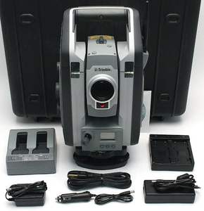 Estación robótica total Trimble S7 con precisión de 1, 2 y 3 segundos, disponible para la venta en buen estado. - Product Image 1