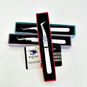 Ensemble de pinces à cils en acier inoxydable massif avec logo privé personnalisable Embouts en fibres pointues de couleur blanche pour les sourcils - Product Image 1