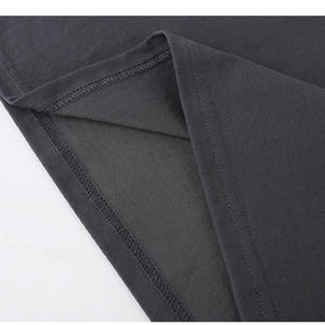 เสื้อยืดผู้ชายแขนสั้นระบายอากาศได้ดีผ้าคอตตอน100% ปักลาย3D 220GSM - Product Image 2