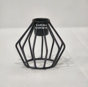 เชิงเทียนลวดขนาดเล็กที่มีดีไซน์มินิมอลลิสต์เหมาะสำหรับโต๊ะเข้ามุมที่แสนสบายและไฟตกแต่งโดยรอบที่นุ่มนวล - Product Image 1