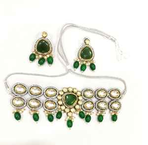 Lujoso conjunto de collar de Gargantilla Kundan de alta calidad con pendientes a juego, joyería real tradicional para bodas y fiestas - Product Image 1