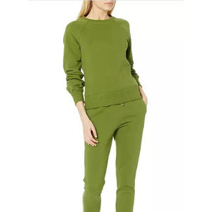 สเวตเชิ้ตสีพื้นสำหรับผู้หญิงเสื้อสเวตเชิ้ตแขนยาวลำลองทรงโอเวอร์ไซส์ดีไซน์แบบกำหนดเอง - Product Image 4