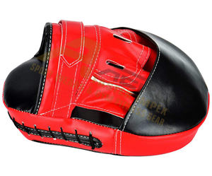 Almohadilla de enfoque de cuero profesional de alta calidad para guantes de boxeo de artes marciales Kick Pad con empuñaduras al mejor precio - Product Image 4