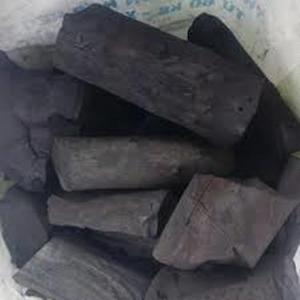 Carbón Vegetal de Madera Seca 100% Natural de Alta Calidad, Color Negro Natural, con Tiempo de Combustión de 4 a 6 Horas - Product Image 2