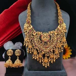 Travail détaillé Finition en or Long Temple Collier Set Inspiré De Classique Sud Indien Temple Bijoux Radiant Antique Gold Tone - Product Image 1