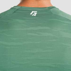 T-shirt basique Prime Alpha vert en tissu tricoté léger, compressé, teint uni avec impression sérigraphiée pour l'exercice - Product Image 5