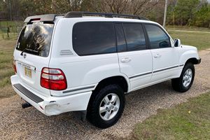 Vente flash - LandCruiser 2004 - Moteur V8 de 4,7 litres - 4 roues motrices - Product Image 4