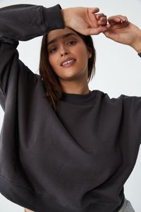 Sweat-shirts surdimensionnés pour femmes, sweat-shirts en polaire, logo personnalisé, sweat-shirt unisexe, fabricant de sweats à capuche et de sweat-shirts pour femmes, Pakistan - Product Image 4