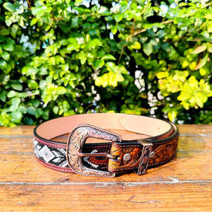 Cinturón Unisex de Cuero Genuino Estilo Western Nostálgico, Diseño con Cuentas Talladas a Mano, Hebilla de Latón OEB, Bordado, Longitud Personalizada, Tallas R y M - Product Image 2